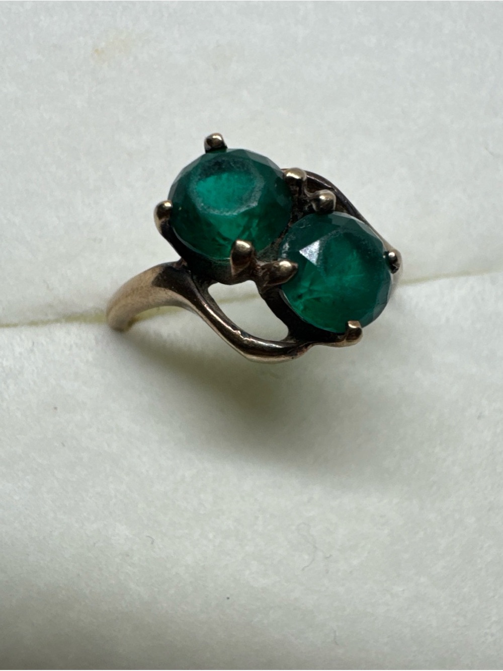 Vintage 10K Yellow Gold Green Paste Two Round Stones Size 7 Ring 2.2g Antique